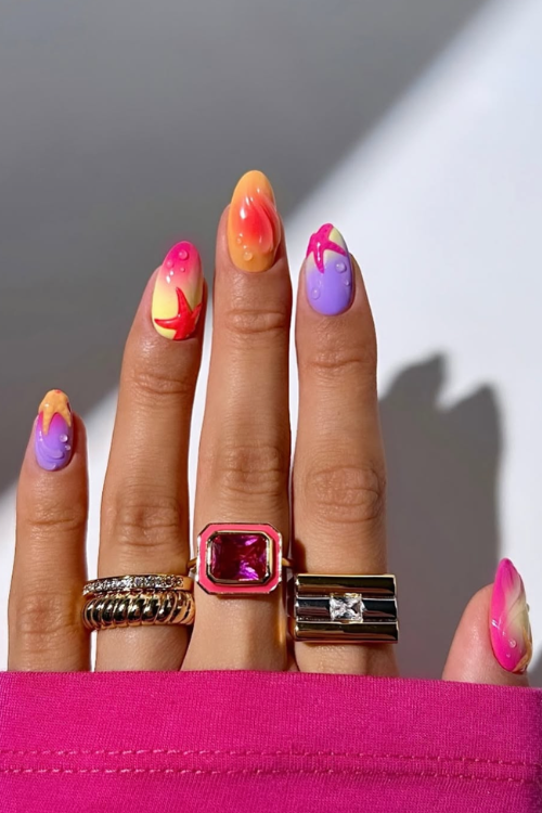 36 Cool, Quirky & a Lil’ Unexpected Funky Nails That Are Pure Art