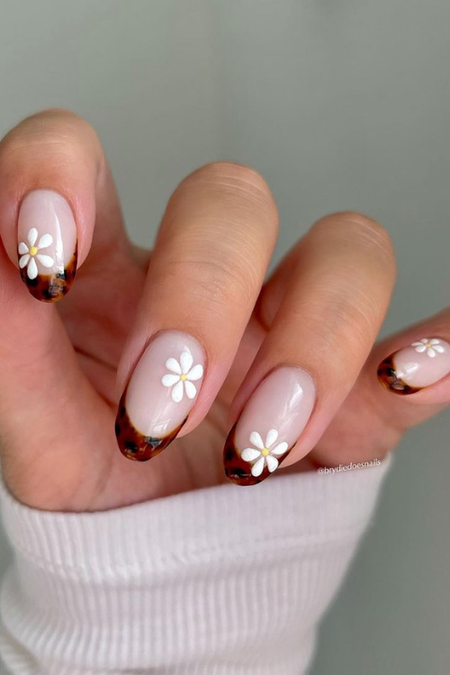 36 Fall Nails That'll Have You Raking in the Likes on Your Next Insta Post
