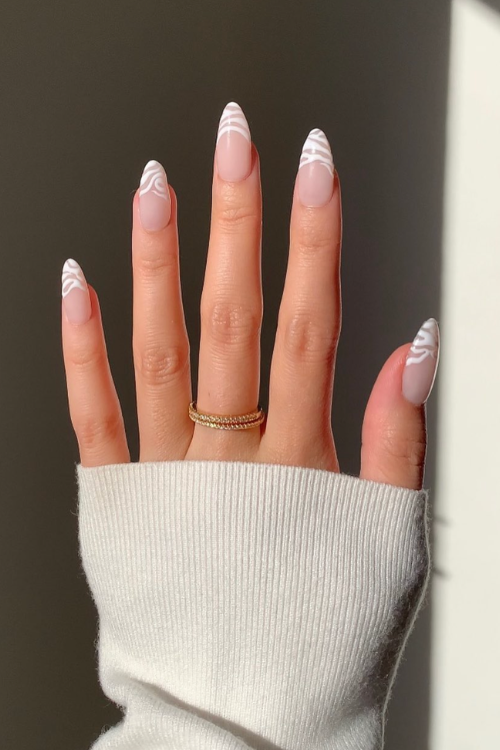 37 Cool Back to School Nails That'll Def Make You the Trendsetter!