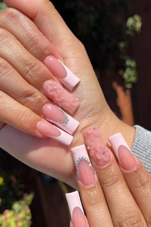 37 Cool Back to School Nails That'll Def Make You the Trendsetter!