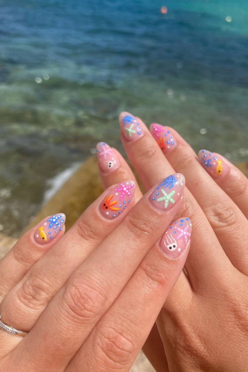 37 Sandy Chic Beach Nails That'll Impress The Hell Out Of People