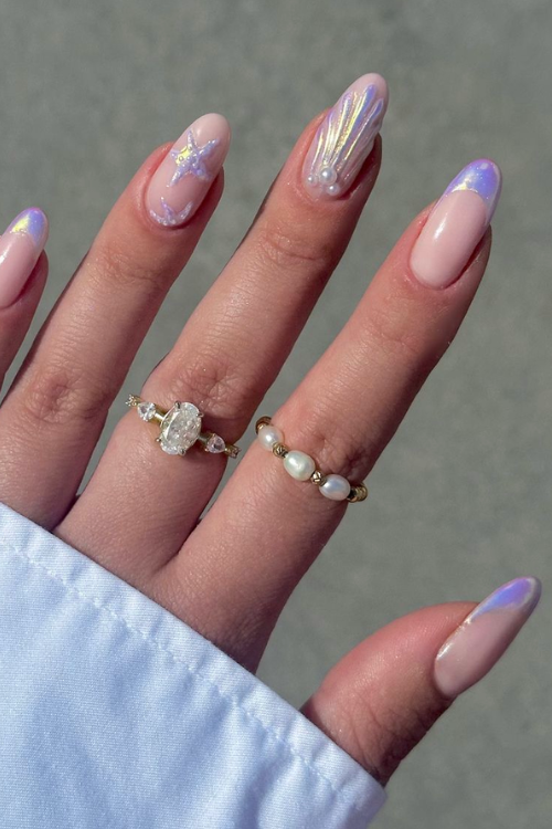 37 Sandy Chic Beach Nails That'll Impress The Hell Out Of People