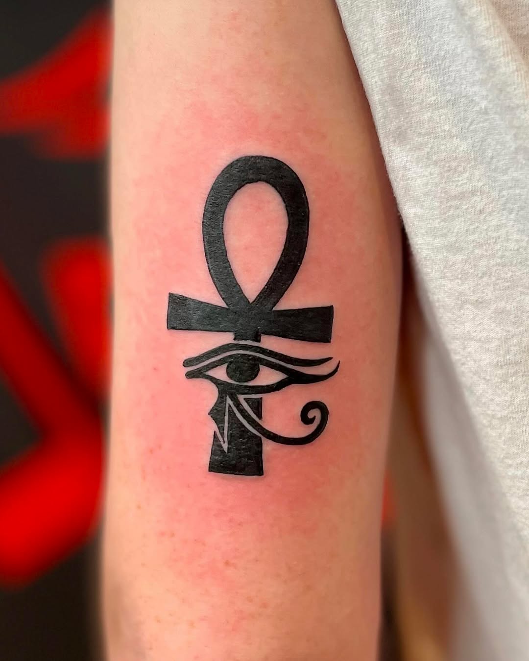 The Eternal Life Symbol with a Mystical Eye