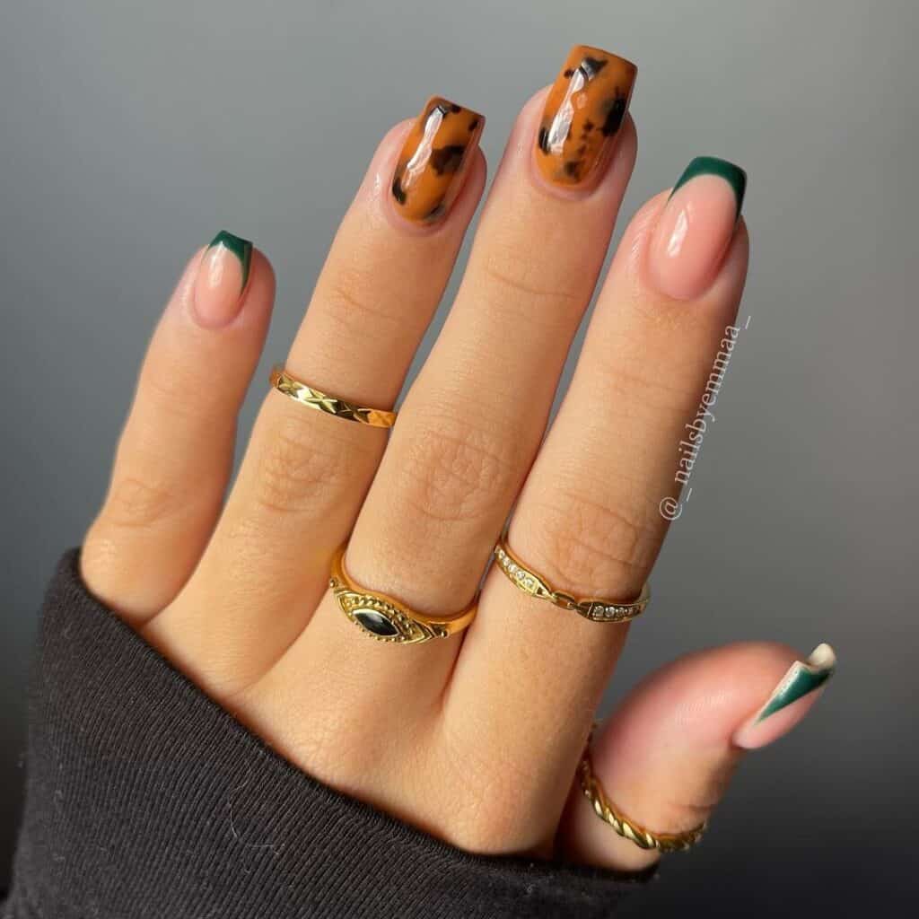 Fall Vibes Short Nails