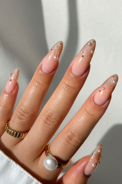 41 Chic Winter Nails That Are as Stunning as the First Snowfall of the Season