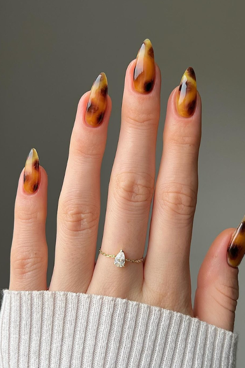 41 Chic Winter Nails That Are as Stunning as the First Snowfall of the Season