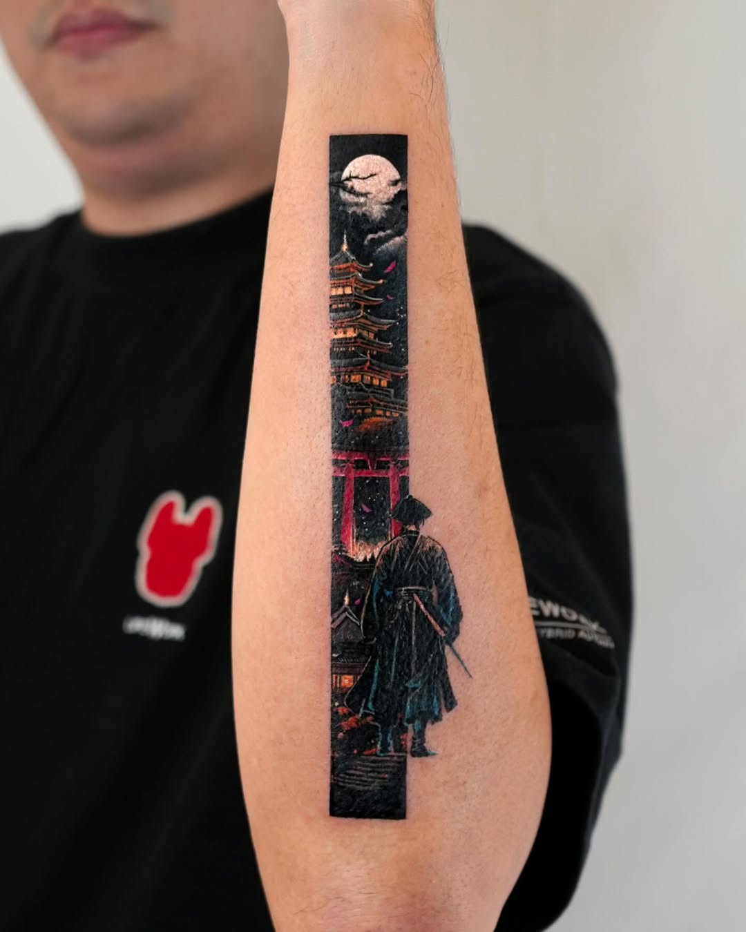 Striking samurai silhouette with traditional elements