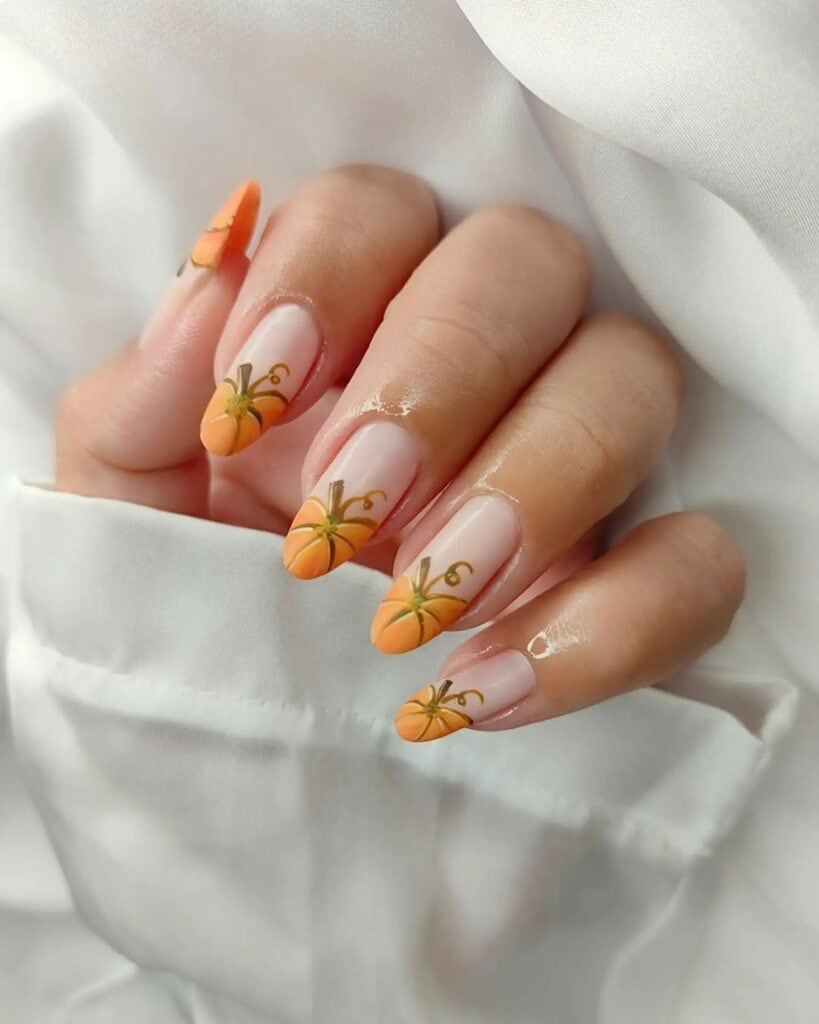 Classy Pumpkin Nail Tips 