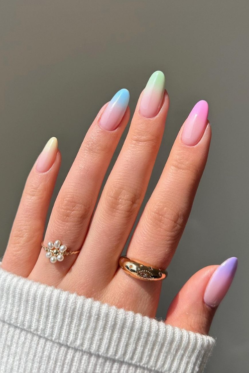Craving a Fresh Mani? These Ombre Nails Will Have You Obsessed