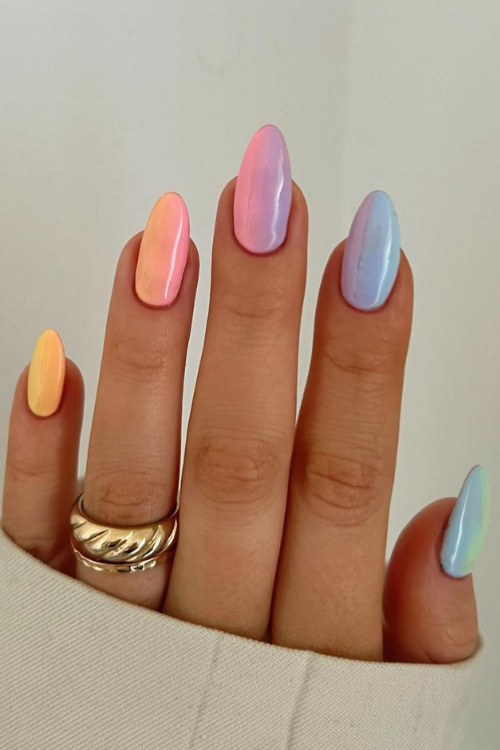 Craving a Fresh Mani? These Ombre Nails Will Have You Obsessed