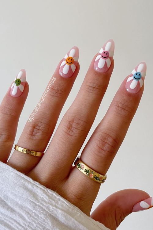 Feeling Happy? These 24 Smiley Face Nails Will Keep You in a Good Mood