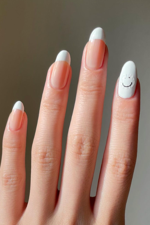 Feeling Happy? These 24 Smiley Face Nails Will Keep You in a Good Mood