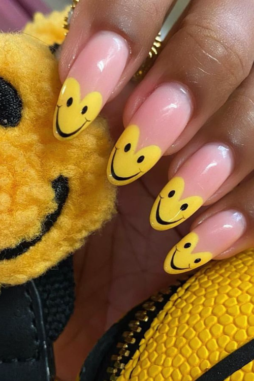 Feeling Happy? These 24 Smiley Face Nails Will Keep You in a Good Mood