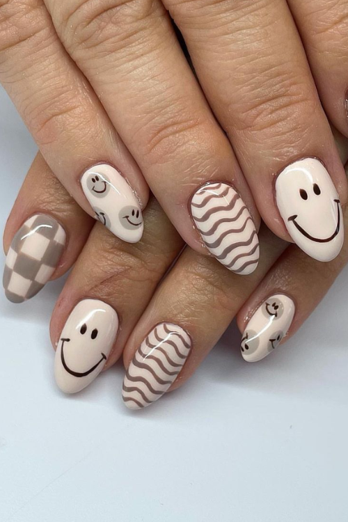 Feeling Happy? These 24 Smiley Face Nails Will Keep You in a Good Mood