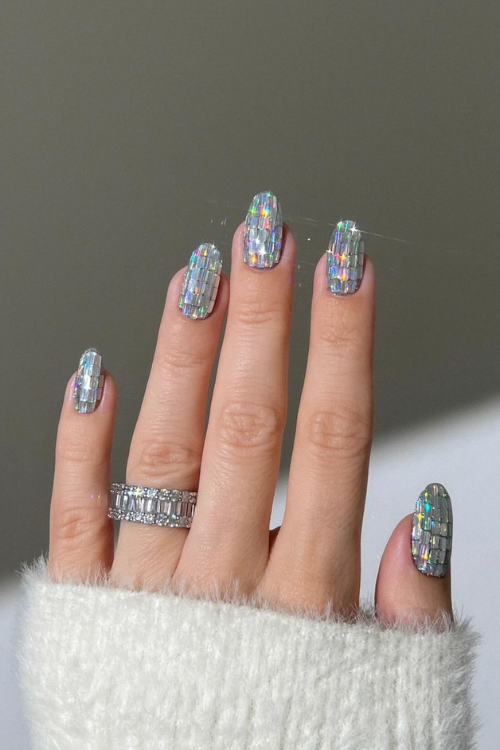 Glitter, Glam, and Midnight Magic: 36 New Years Nails Art to Make a Statement