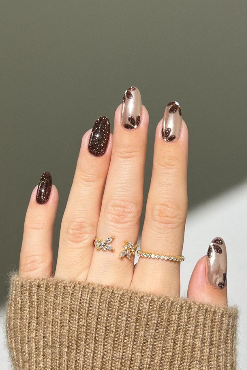 Glitter, Glam, and Midnight Magic: 36 New Years Nails Art to Make a Statement
