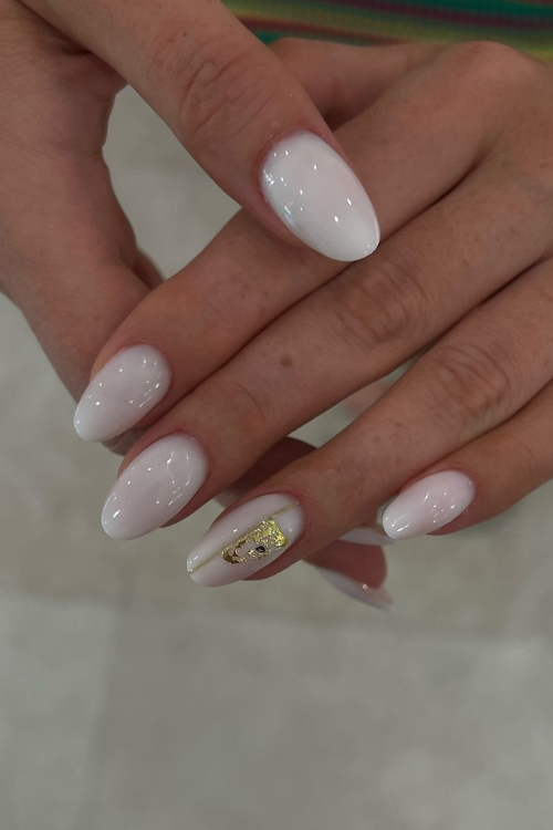 Glitter, Glam, and Midnight Magic: 36 New Years Nails Art to Make a Statement