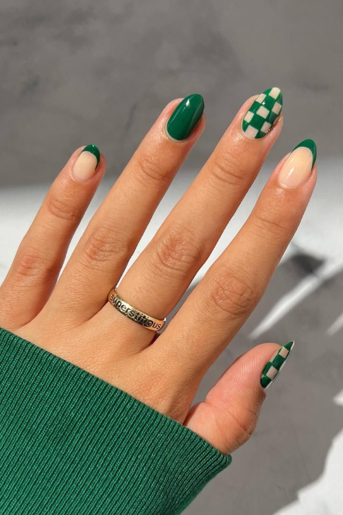 Not Your Basic Mani—These 29 Dark Nail Designs Eat Every Time