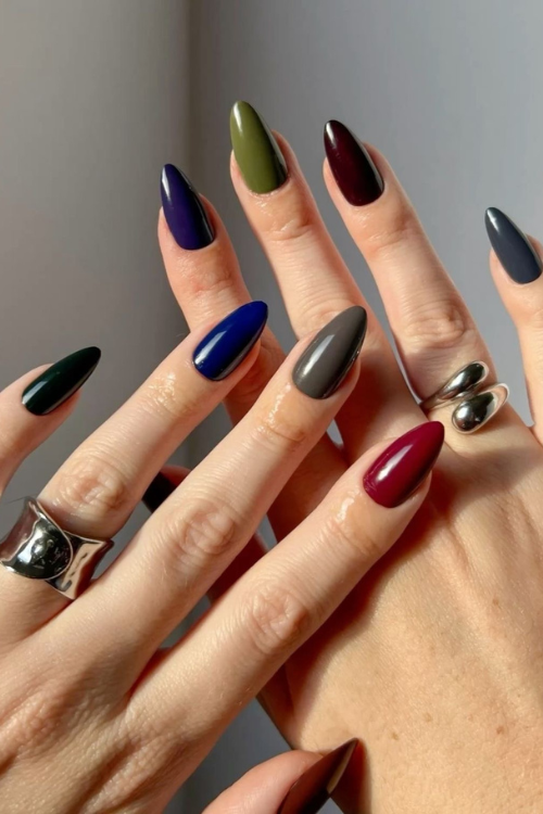 Not Your Basic Mani—These 29 Dark Nail Designs Eat Every Time