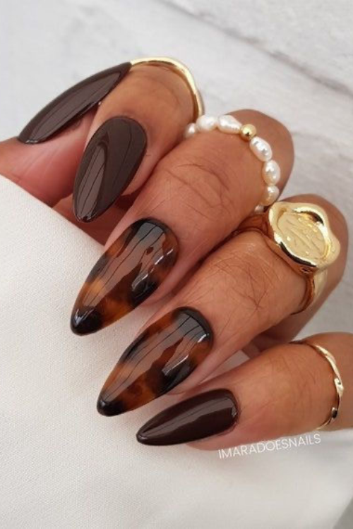 Not Your Basic Mani—These 29 Dark Nail Designs Eat Every Time