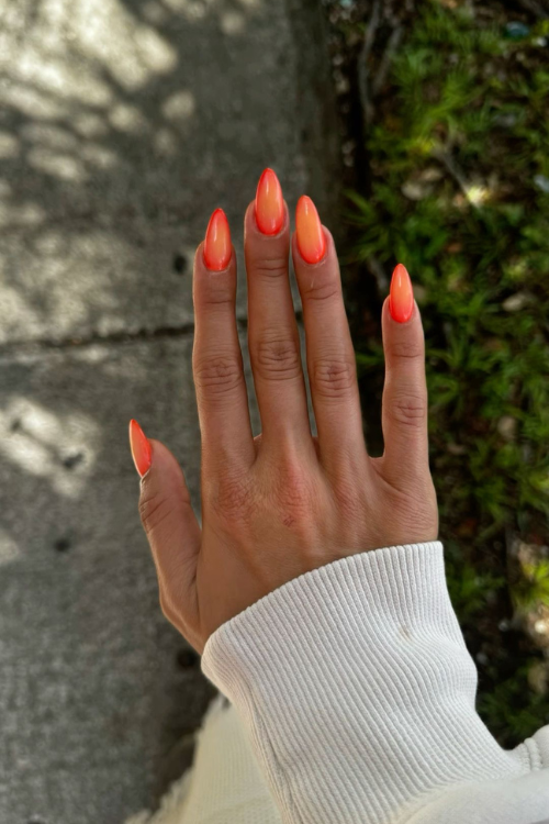 Not Your Basic Mani—These 29 Dark Nail Designs Eat Every Time