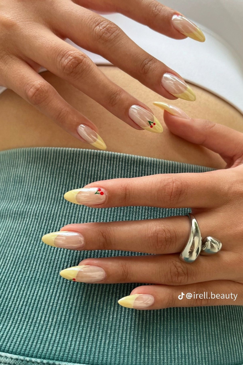 Obsessed? Same. Here Are 29 Butter Yellow Nails You Need Right Now!