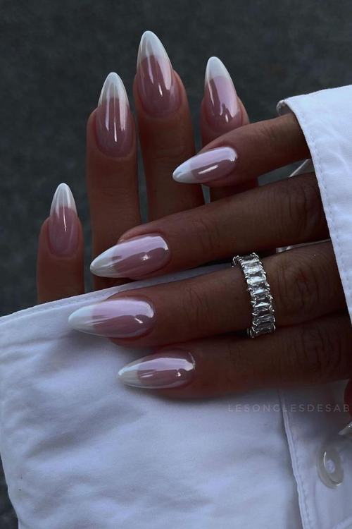 Sleek, Glossy, Irresistible – These Glazed Donut Nails Will Have You Dripping in Style