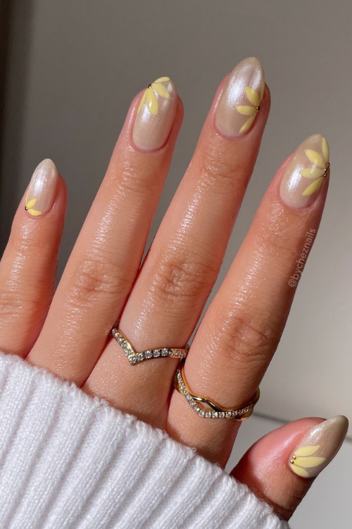 Sleek, Glossy, Irresistible – These Glazed Donut Nails Will Have You Dripping in Style