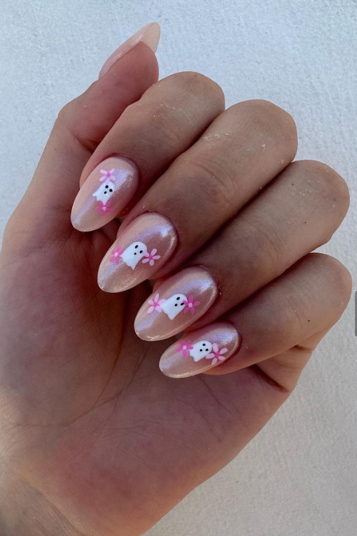 Sleek, Glossy, Irresistible – These Glazed Donut Nails Will Have You Dripping in Style