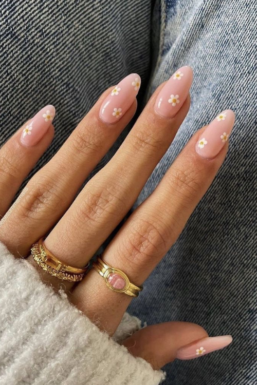 The It-Girl Manicure—27 Milky White Nails That Are Beyond Stunning