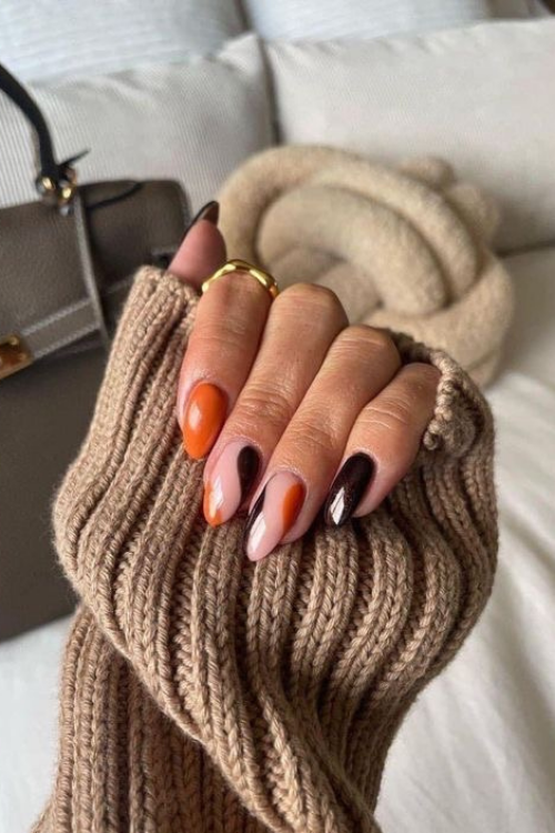 These 19 Cute Thanksgiving Nail Ideas Are Giving Pumpkin Spice & Everything Nice