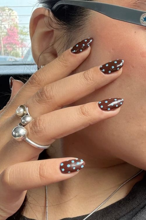 These 19 Cute Thanksgiving Nail Ideas Are Giving Pumpkin Spice & Everything Nice