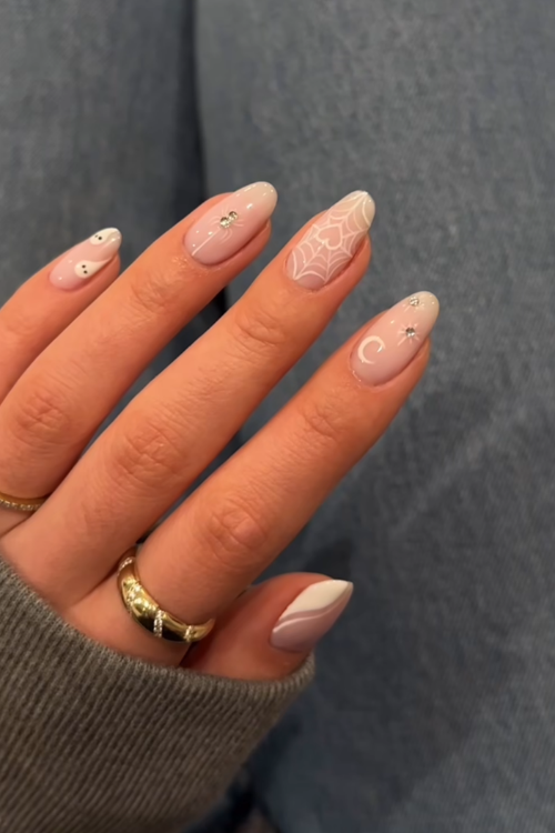 These 30 Halloween Nails Are a Whole Mood—Creepy, Chic & Kinda Addictive