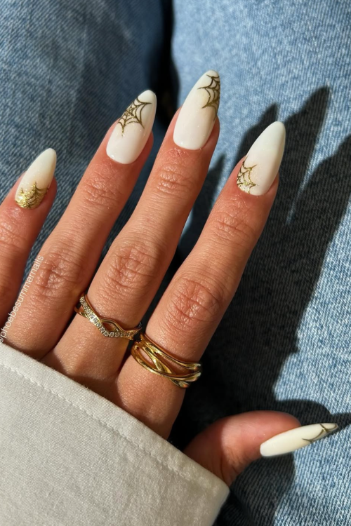 These 30 Halloween Nails Are a Whole Mood—Creepy, Chic & Kinda Addictive